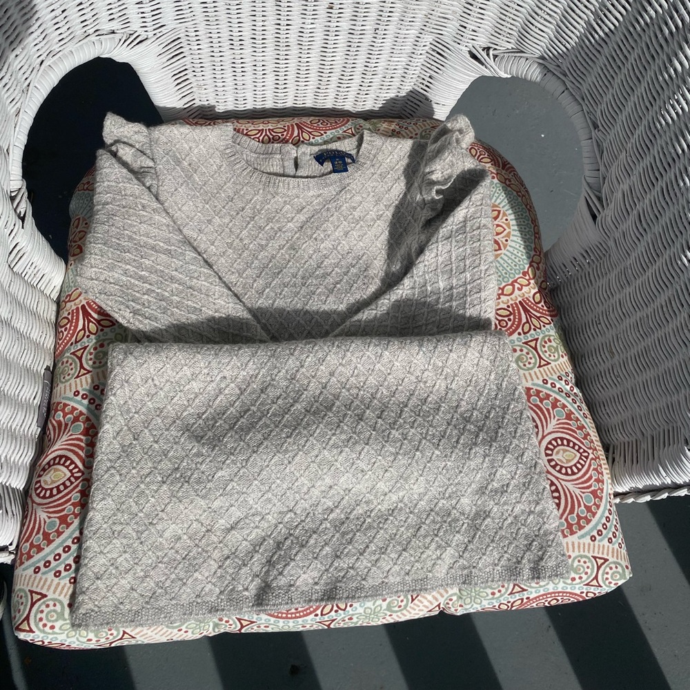 Ralph Lauren sweater dress. Gray w/subtle iridescence. Excellent condition.